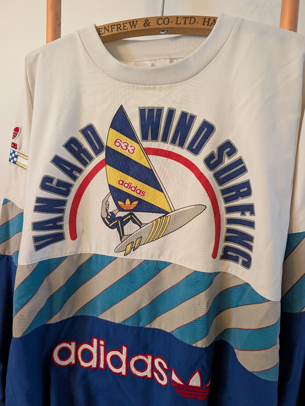 🔥RARE Vintage 1980s Adidas Vangard Windsurfing crewneck sweatshirt - Unisex 🔥 - Picture 2 of 16